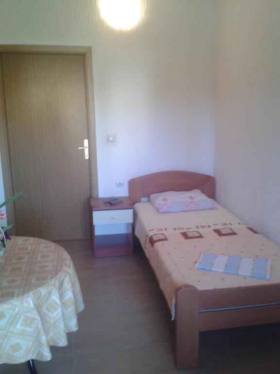 Guesthouse Lautasevic Petrovac Kültér fotó