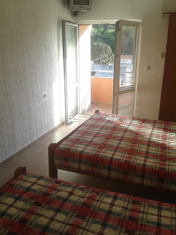 Guesthouse Lautasevic Petrovac Kültér fotó