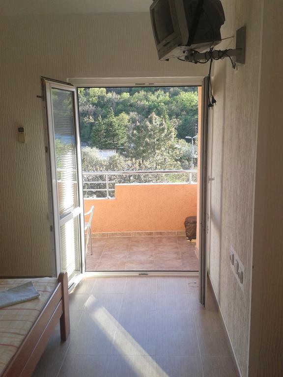 Guesthouse Lautasevic Petrovac Kültér fotó