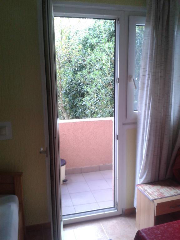 Guesthouse Lautasevic Petrovac Kültér fotó