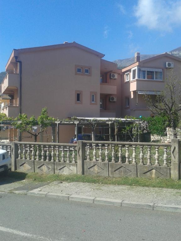 Guesthouse Lautasevic Petrovac Kültér fotó